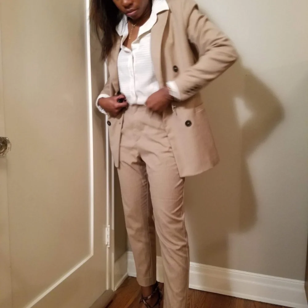 Spring/Summer Suit - Picture 2 of 7